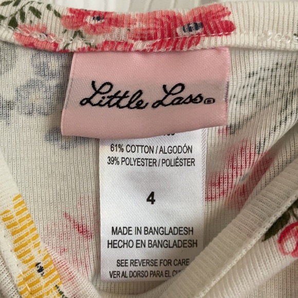 Embroidered overall shorts set! - Picture 5 of 5